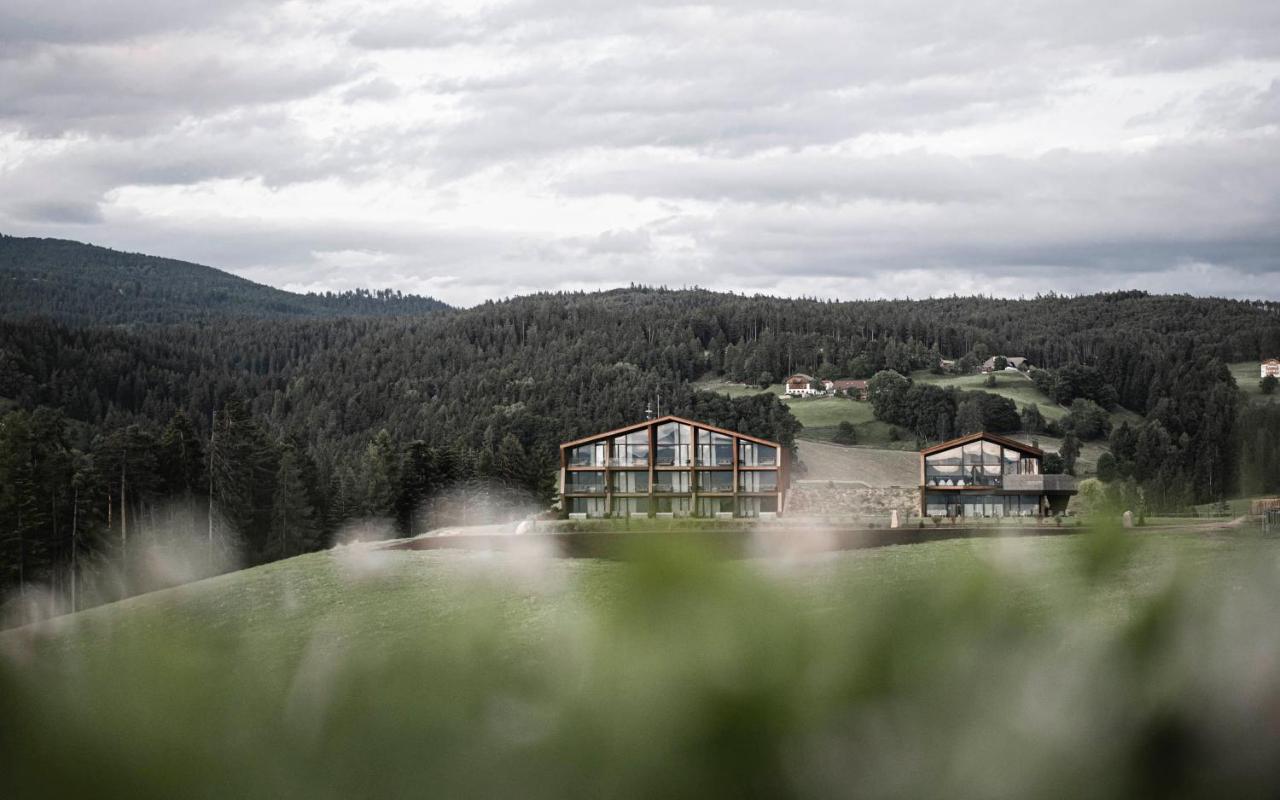 Aeon Hotel - Adults Only Bed & Breakfast Soprabolzano Bagian luar foto