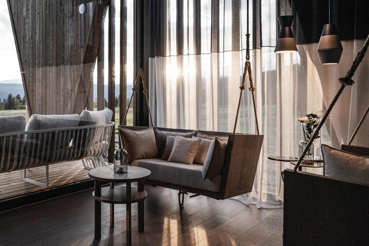 Aeon Hotel - Adults Only Bed & Breakfast Soprabolzano Bagian luar foto