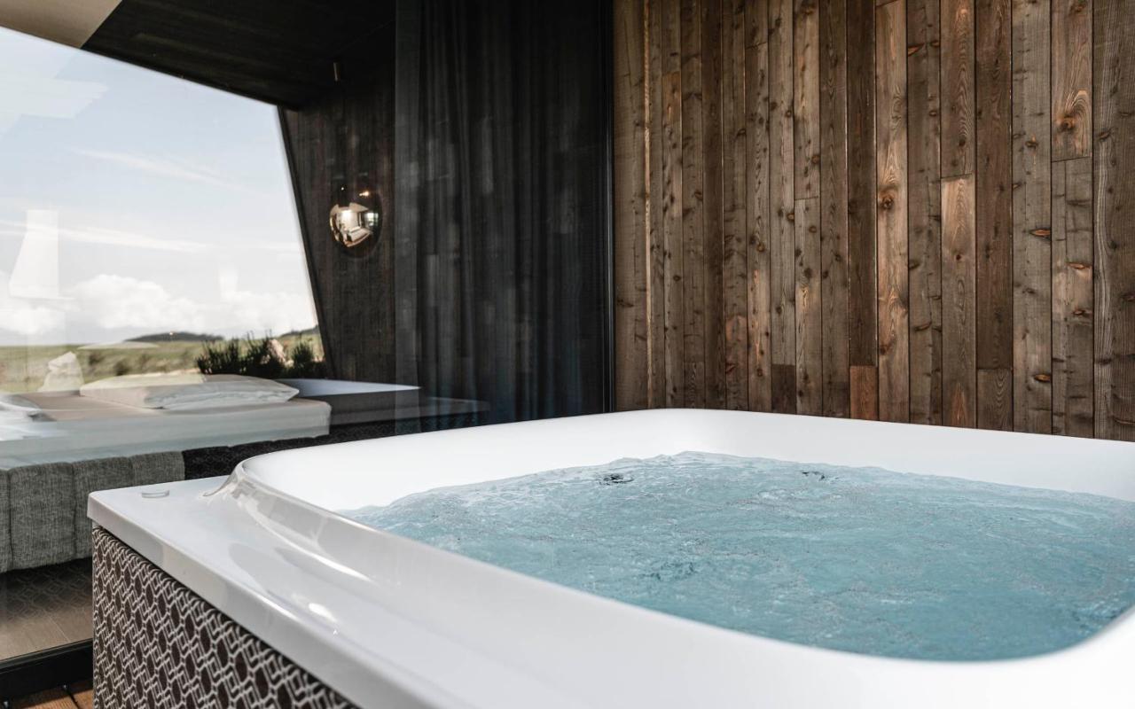 Aeon Hotel - Adults Only Bed & Breakfast Soprabolzano Bagian luar foto